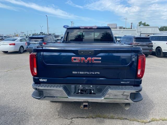 2022 GMC Sierra 2500HD 4WD Crew Cab Standard Bed SLT