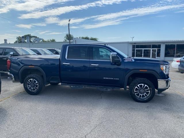 2022 GMC Sierra 2500HD 4WD Crew Cab Standard Bed SLT