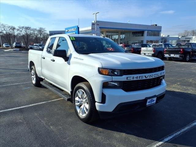 2021 Chevrolet Silverado 1500 4WD Double Cab Standard Bed Custom