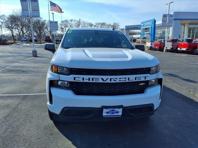 2021 Chevrolet Silverado 1500 4WD Double Cab Standard Bed Custom