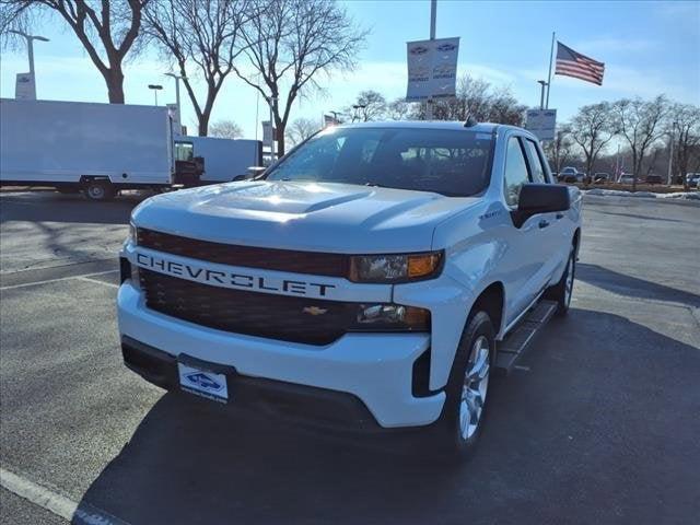 2021 Chevrolet Silverado 1500 4WD Double Cab Standard Bed Custom