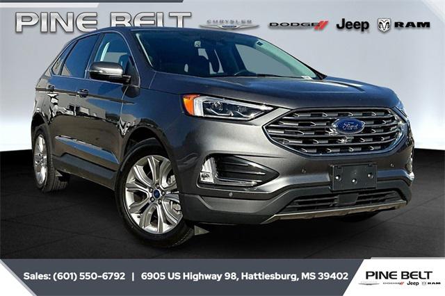 2022 Ford Edge Titanium