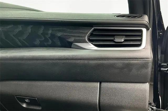 2022 GMC Yukon 4WD Denali