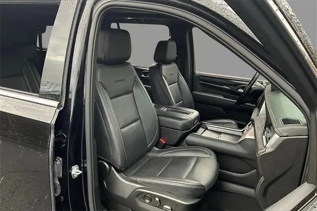 2022 GMC Yukon 4WD Denali