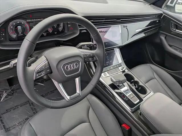 2025 Audi Q8 Premium 55 TFSI quattro
