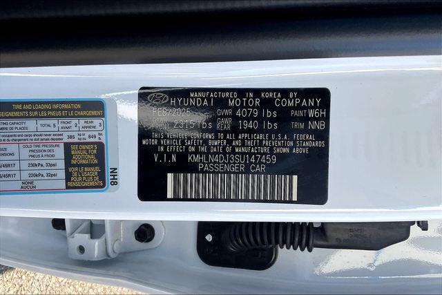 New 2025 Hyundai Elantra Hybrid For Sale in Olive Branch, MS