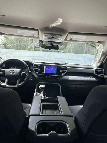 2022 Toyota Tundra SR5
