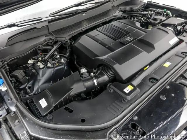 2020 Land Rover Range Rover P525 HSE