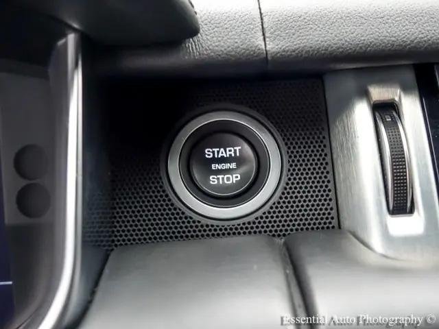 2020 Land Rover Range Rover P525 HSE