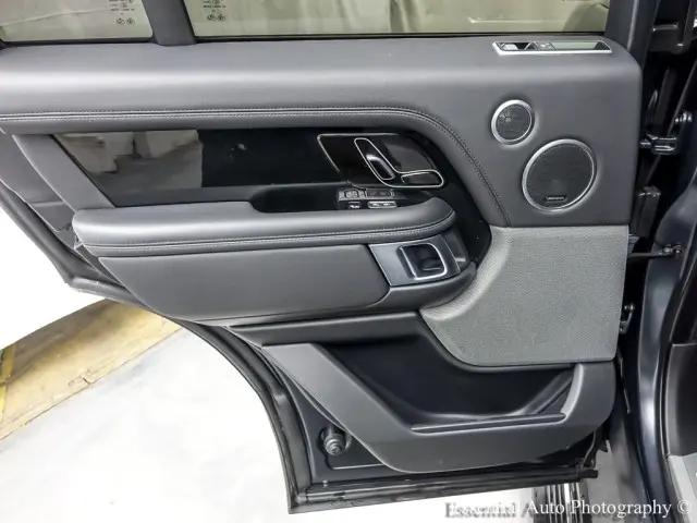 2020 Land Rover Range Rover P525 HSE