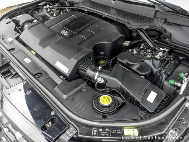 2020 Land Rover Range Rover P525 HSE