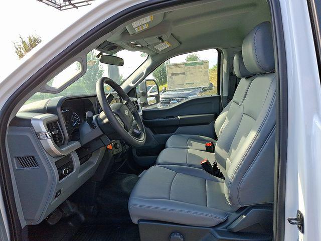 2025 Ford F-550 XL