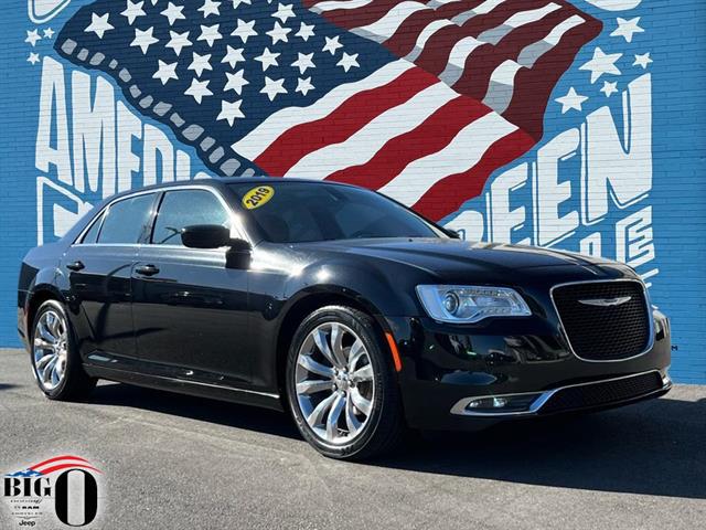 2019 Chrysler 300 Touring L