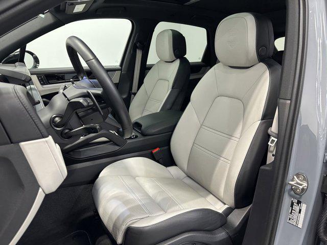 2025 Porsche Cayenne Cayenne