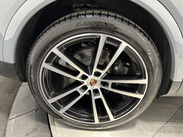 2025 Porsche Cayenne Cayenne