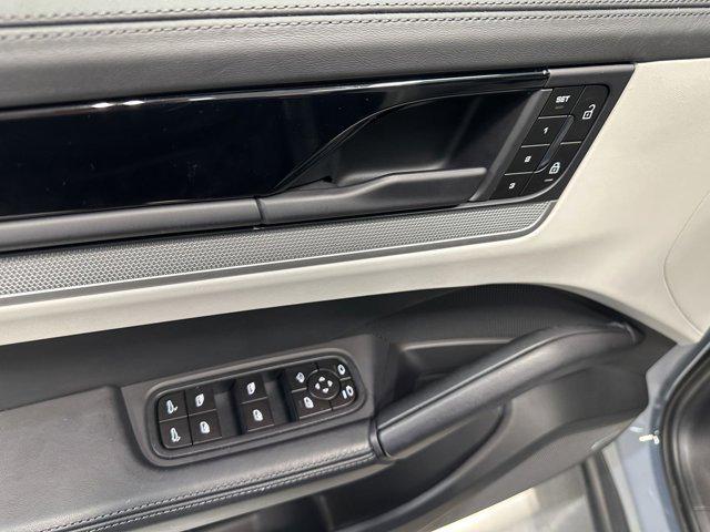 2025 Porsche Cayenne Cayenne