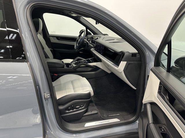 2025 Porsche Cayenne Cayenne