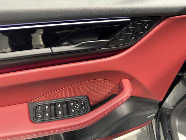 2024 Porsche Macan Electric 4