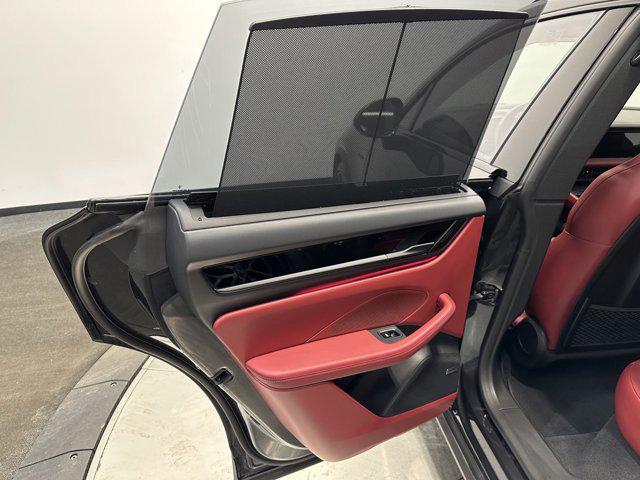 2024 Porsche Macan Electric 4