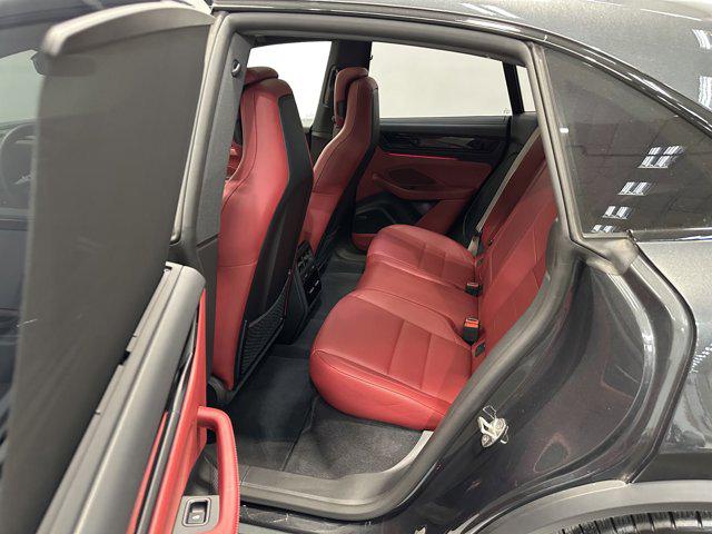 2024 Porsche Macan Electric 4