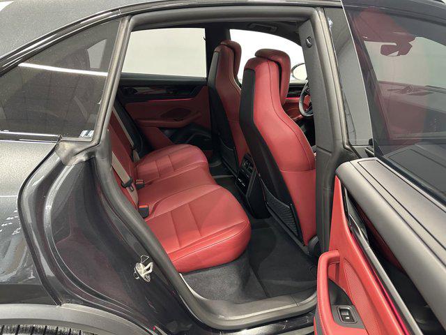 2024 Porsche Macan Electric 4