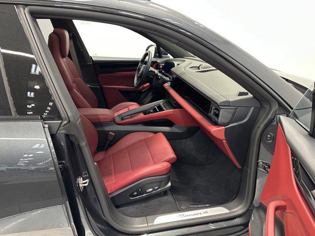 2024 Porsche Macan Electric 4