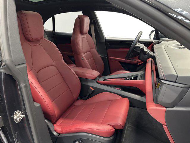 2024 Porsche Macan Electric 4