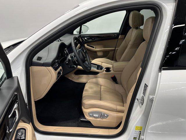 2025 Porsche Macan Macan