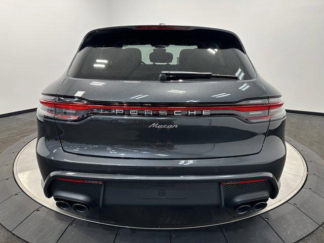 2025 Porsche Macan Macan