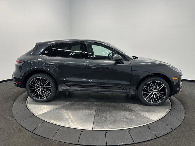 2025 Porsche Macan Macan