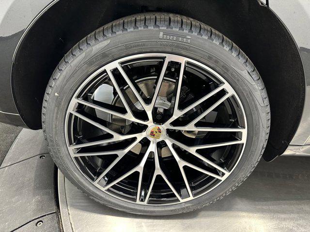 2025 Porsche Macan Macan
