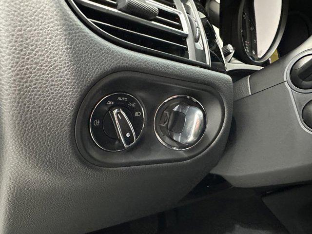 2025 Porsche Macan Macan