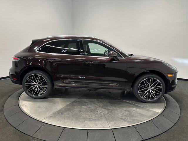 2025 Porsche Macan Macan