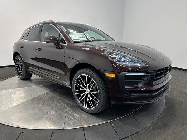 2025 Porsche Macan Macan