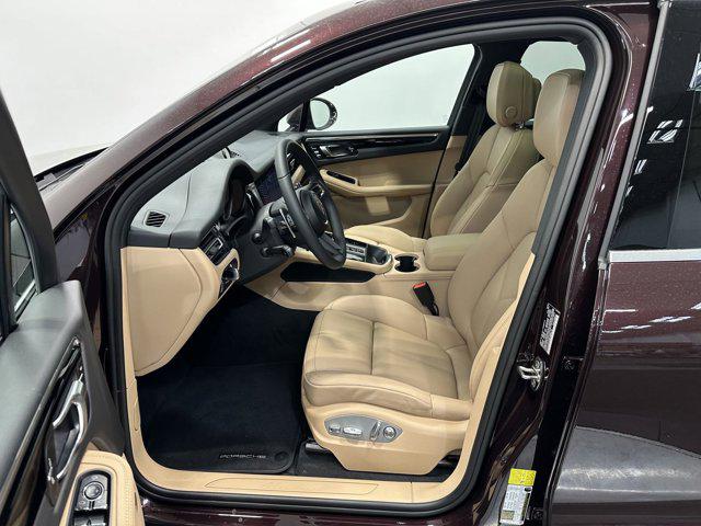 2025 Porsche Macan Macan