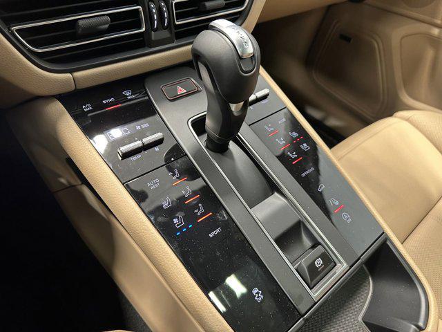 2025 Porsche Macan Macan