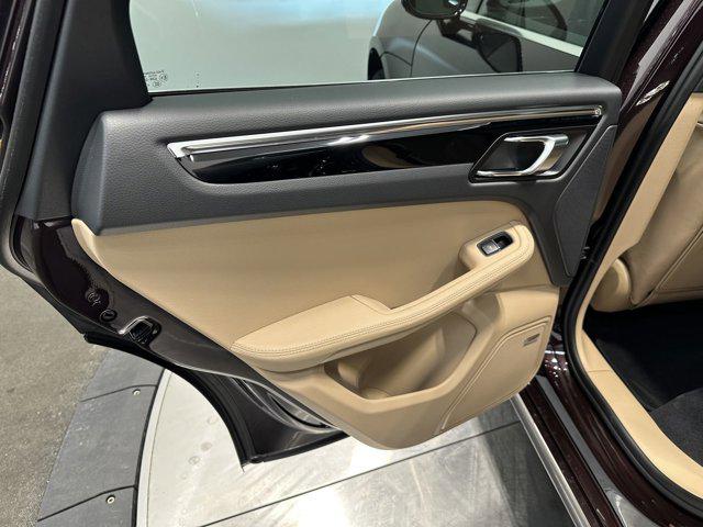 2025 Porsche Macan Macan