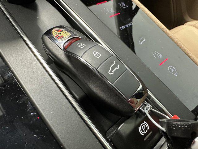 2025 Porsche Macan Macan