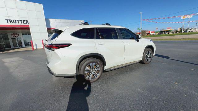 2024 Toyota Highlander Hybrid XLE
