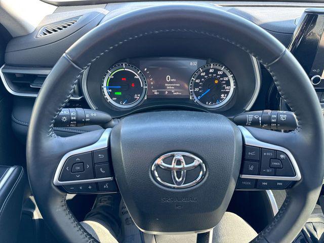 2024 Toyota Highlander Hybrid XLE