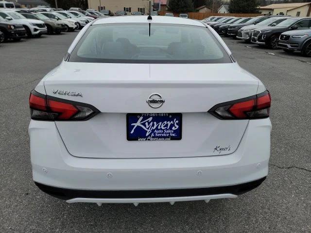 2021 Nissan Versa S Xtronic CVT