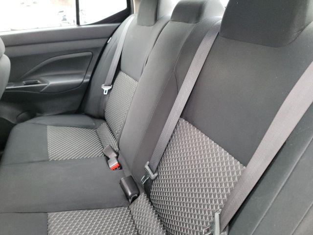 2021 Nissan Versa S Xtronic CVT