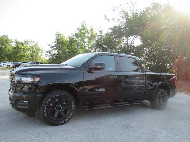 2025 RAM Ram 1500 RAM 1500 BIG HORN CREW CAB 4X4 64 BOX