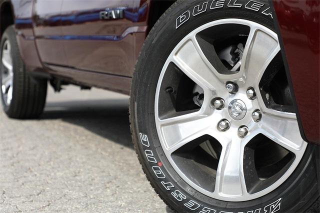 2025 RAM Ram 1500 RAM 1500 TRADESMAN QUAD CAB 4X2 64 BOX