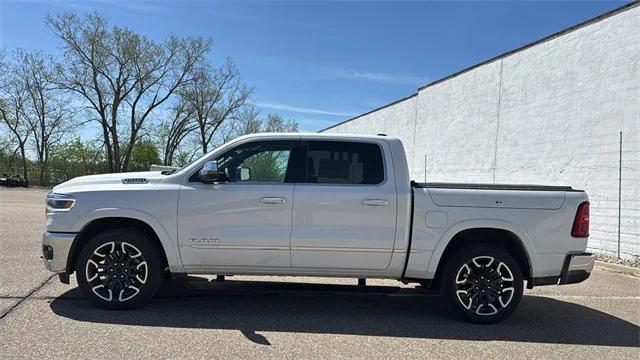 2025 RAM Ram 1500 RAM 1500 LIMITED CREW CAB 4X4 57 BOX