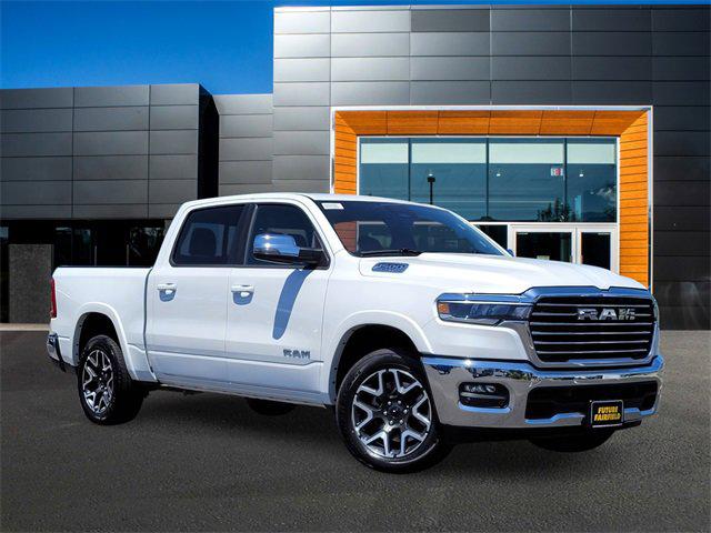 2025 RAM Ram 1500 RAM 1500 LARAMIE CREW CAB 4X4 57 BOX