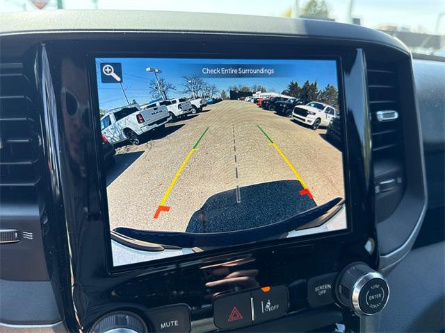 2025 RAM Ram 1500 RAM 1500 TRADESMAN CREW CAB 4X4 57 BOX