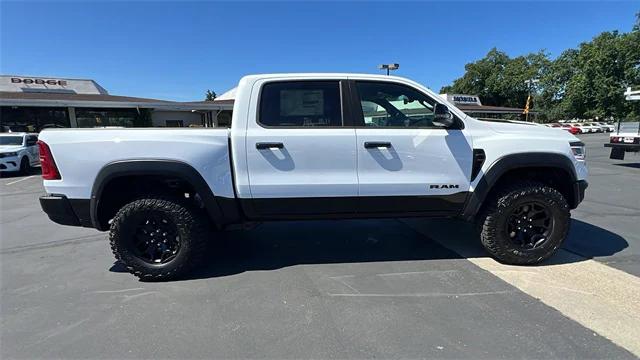 2025 RAM Ram 1500 RAM 1500 RHO CREW CAB 4X4 57 BOX