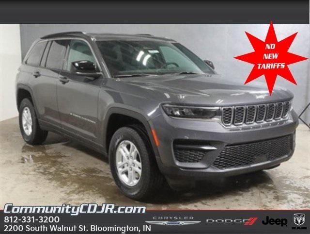 2025 Jeep Grand Cherokee GRAND CHEROKEE LAREDO 4X4