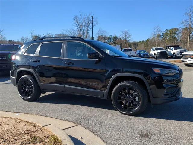 2023 Jeep Cherokee Altitude Lux 4x4